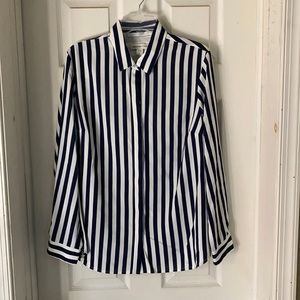 Navy/cream wide striped button down.
